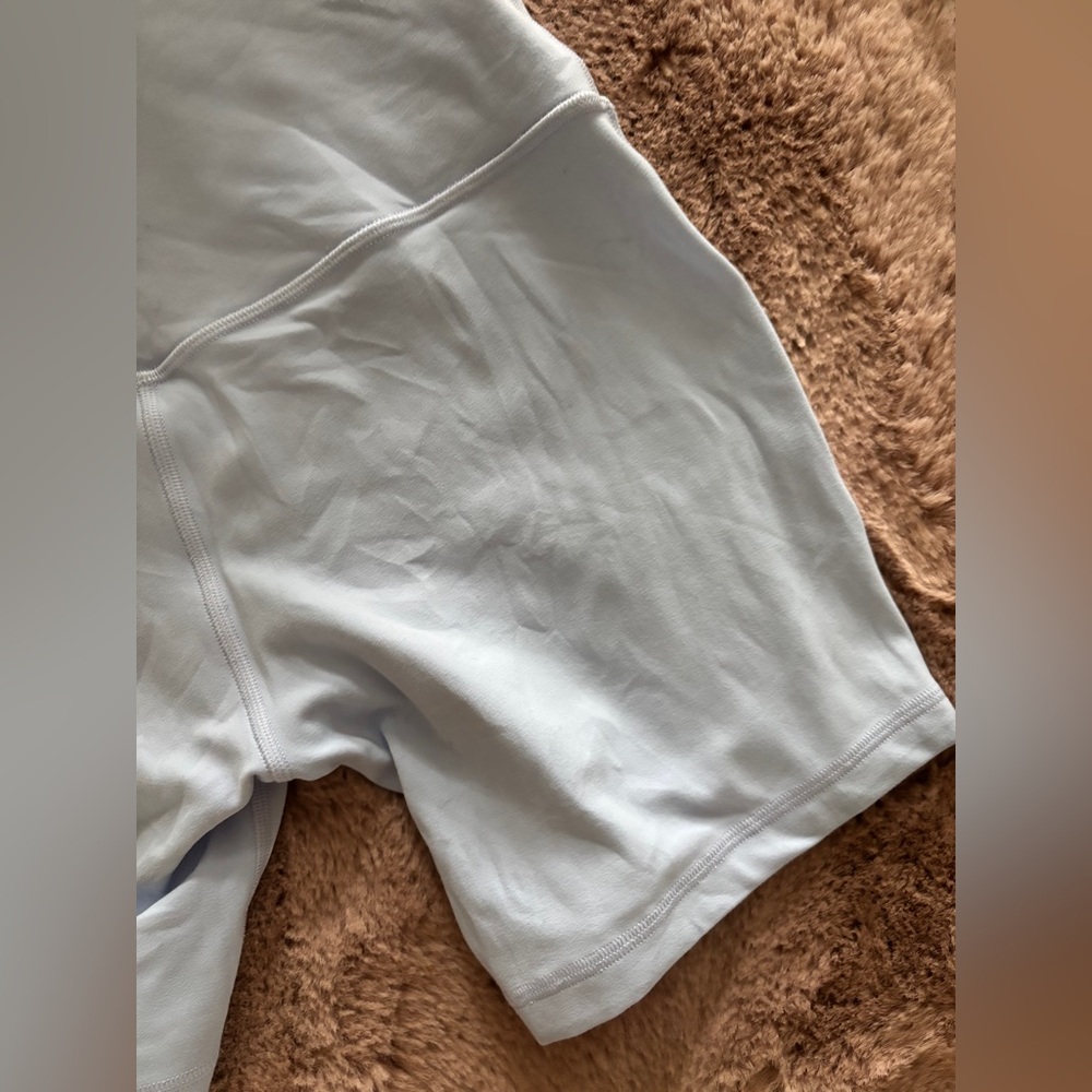 Lululemon 6” align shorts - Picture 4 of 7
